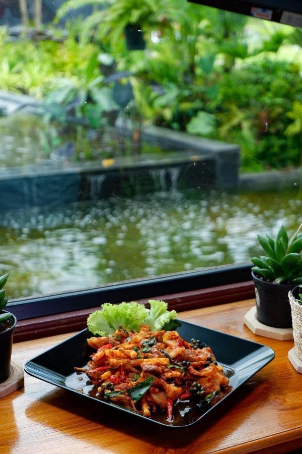 Srihome ยายศรีโฮมแอนแคมป์ปิ้ง Ban Don Tum Luaran gambar