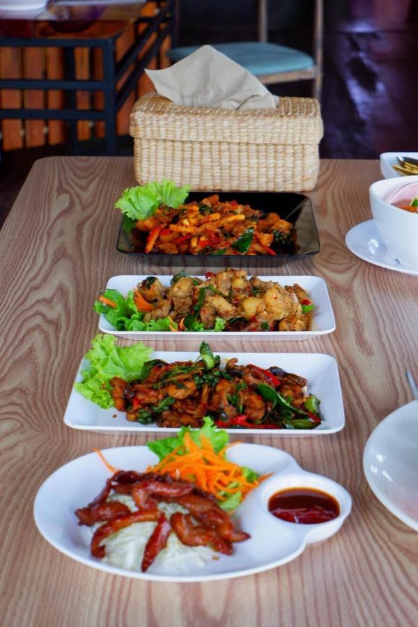 Srihome ยายศรีโฮมแอนแคมป์ปิ้ง Ban Don Tum Luaran gambar